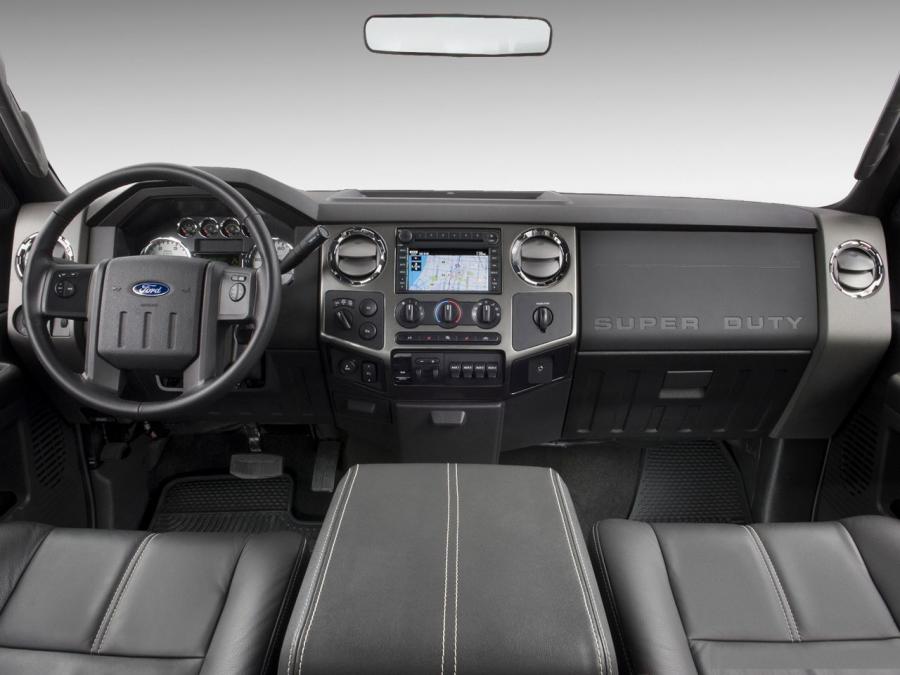  Ford F-250 FX4 2007 года  (фото 7 из 13)